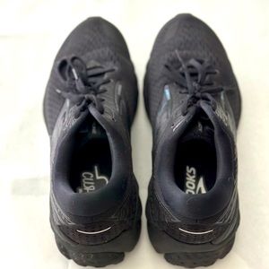 Brooks Adrenaline 19